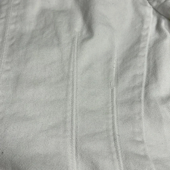 jean jacket women size PM. White denim
Fray,grommets,Hook& clasp closure,western - Picture 14 of 17